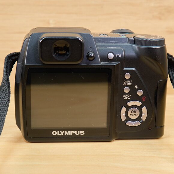 Olympus SP-500UZ 6 MP Digital Camera, 10x Optical Zoom - Picture 6 of 9